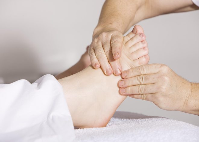 Soins pieds maison : astuces essentielles pour chouchouter vos pieds au quotidien