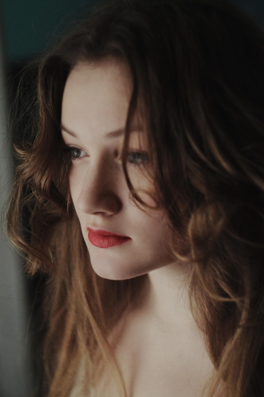 découvrez notre rouge à lèvres longue tenue, conçu pour offrir une couleur intense et un confort optimal toute la journée.