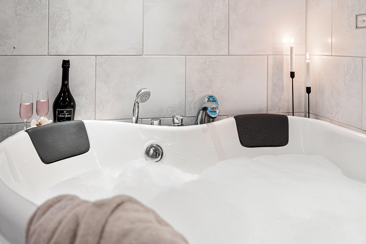 découvrez notre shampooing sans sulfate, idéal pour un nettoyage doux qui préserve l'hydratation et la santé de vos cheveux.
